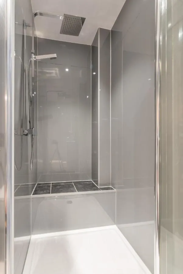 Murrayfield Spacious 2-Bedroom Apartment Edinburgh 0*,  Großbritannien