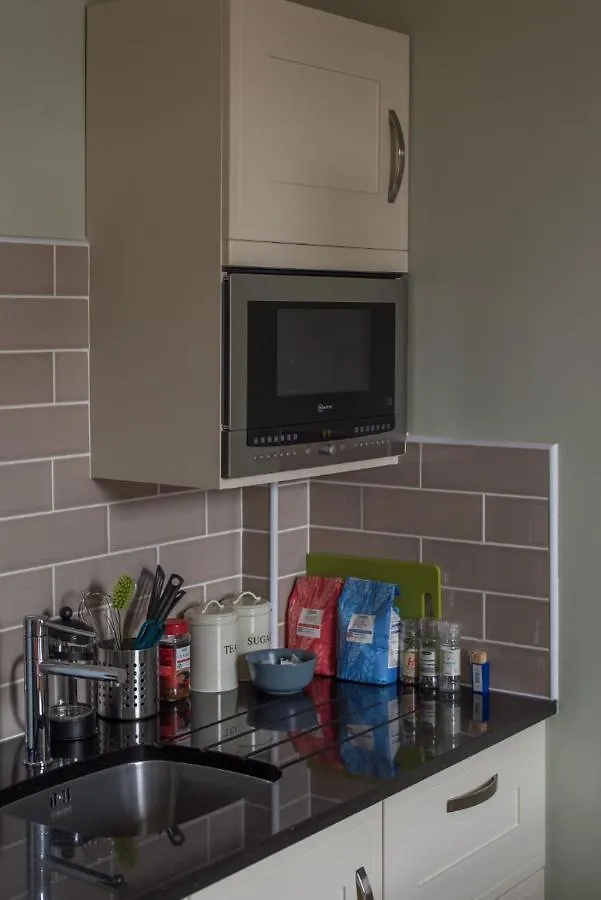 Murrayfield Spacious 2-Bedroom Apartment Edinburgh