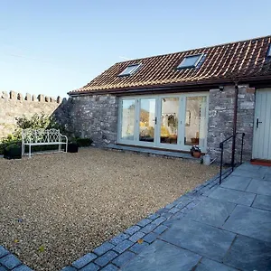 bishops-farm-studio.cardiffhotelswales.com/