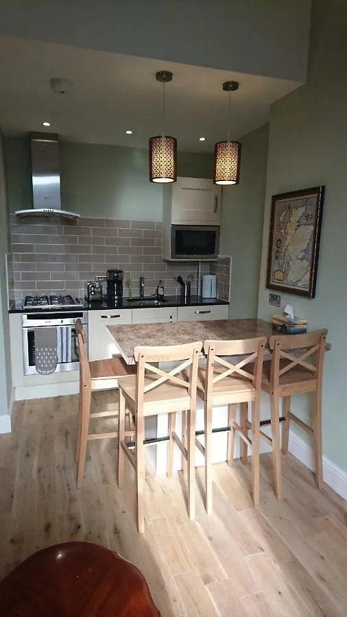 Murrayfield Spacious 2-Bedroom Apartment Εδιμβούργο